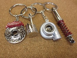 /�I�[�g�p�[�c �L�[���z���_�[�@