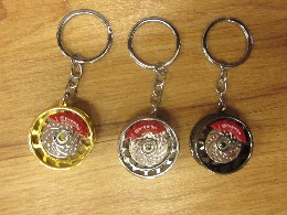 /�z�C�[���u���[�L �L�[�z���_�[